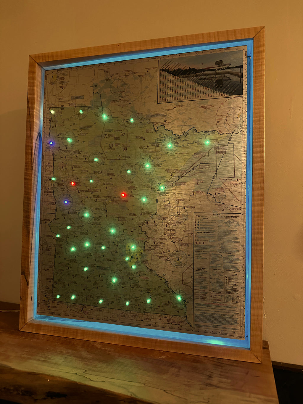 Live METAR Aviation Weather Map – Backlit Maple Frame