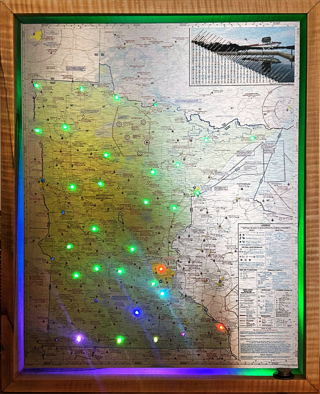 Live METAR Aviation Weather Map – Backlit Maple Frame