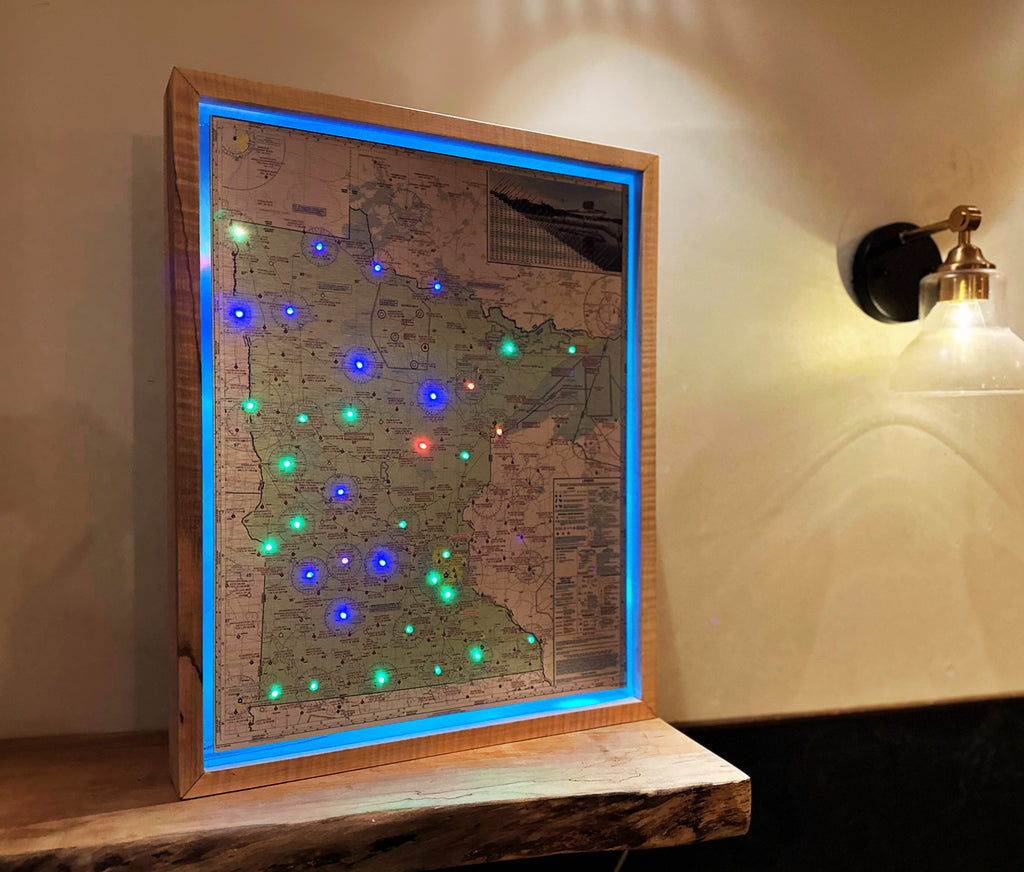 Live METAR Aviation Weather Map – Backlit Maple Frame